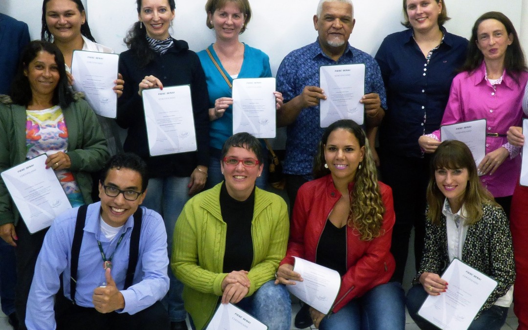 Professores de Pomerode concluem curso de tecnologia aplicada às boas práticas didáticas