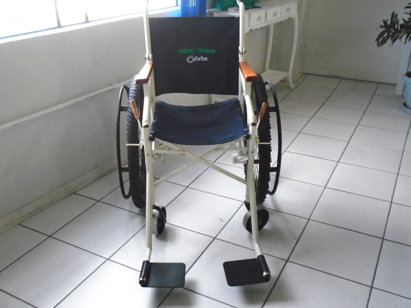 Alunos transformam bicicletas em cadeira de rodas