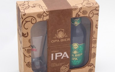 Embalagem para novo kit da cervejaria Opa Bier alia qualidade à sustentabilidade