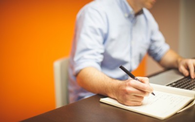 Escola de Negócios mais reconhecida no Brasil faz parceria inédita com empresa catarinense