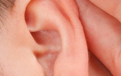 Casos de otite externa aumentam no verão