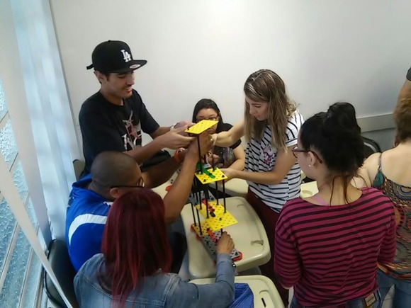 SESI e SENAI realizam atividades em comemoração ao Dia da Família na Escola