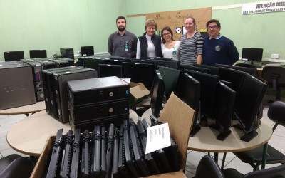 Escolas são beneficiadas por doações da Unimed Blumenau