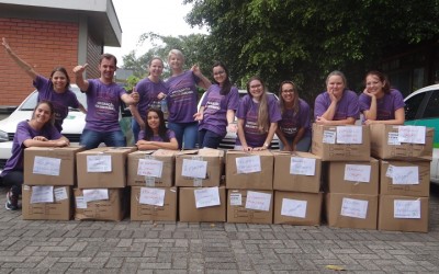 Unimed Blumenau doa mais de 800 itens arrecadados durante Campanha do Agasalho
