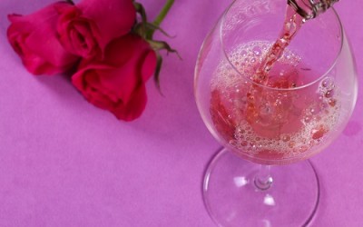 Outubro Rosa: vinhos para celebrar o mês de combate ao câncer