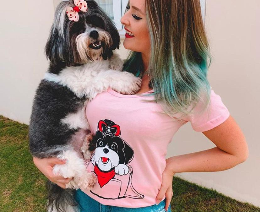 Youtuber catarinense lança marca de produtos online