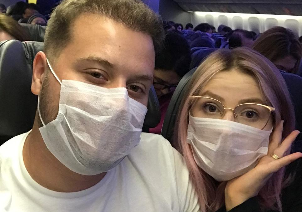 Youtuber catarinense conta dificuldades para retornar do exterior por causa do Coronavírus