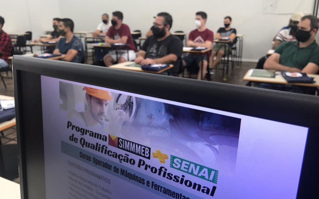 SESI/SENAI de Blumenau lança programa de qualificação profissional para o setor metalmecânico