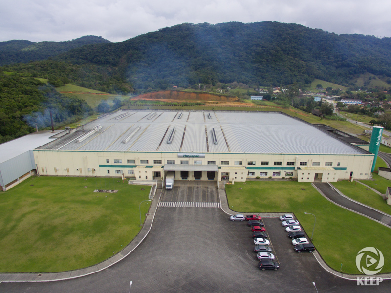 Empresa têxtil revê processos, reduz custos e aumenta a capacidade de estocagem em 84% sem ampliação física