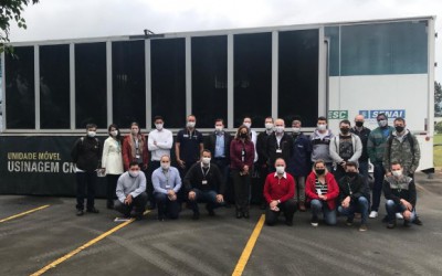 SENAI Móvel qualifica profissionais da Bosch Rexroth Brasil