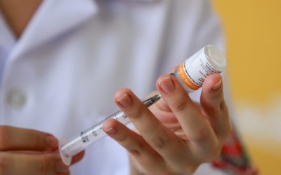 Campanha antigripal 2022: Devo tomar a vacina da gripe mesmo tendo tomado a vacina da Covid-19?