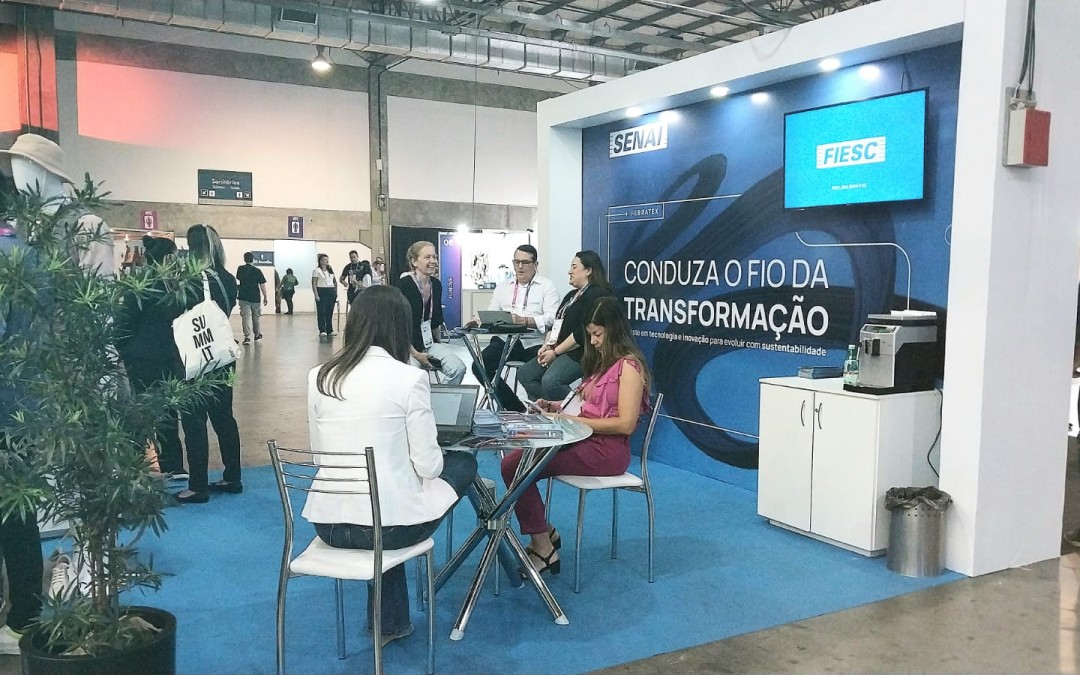 SENAI promove debates sobre inovação, sustentabilidade e moda circular no Febratex Summit