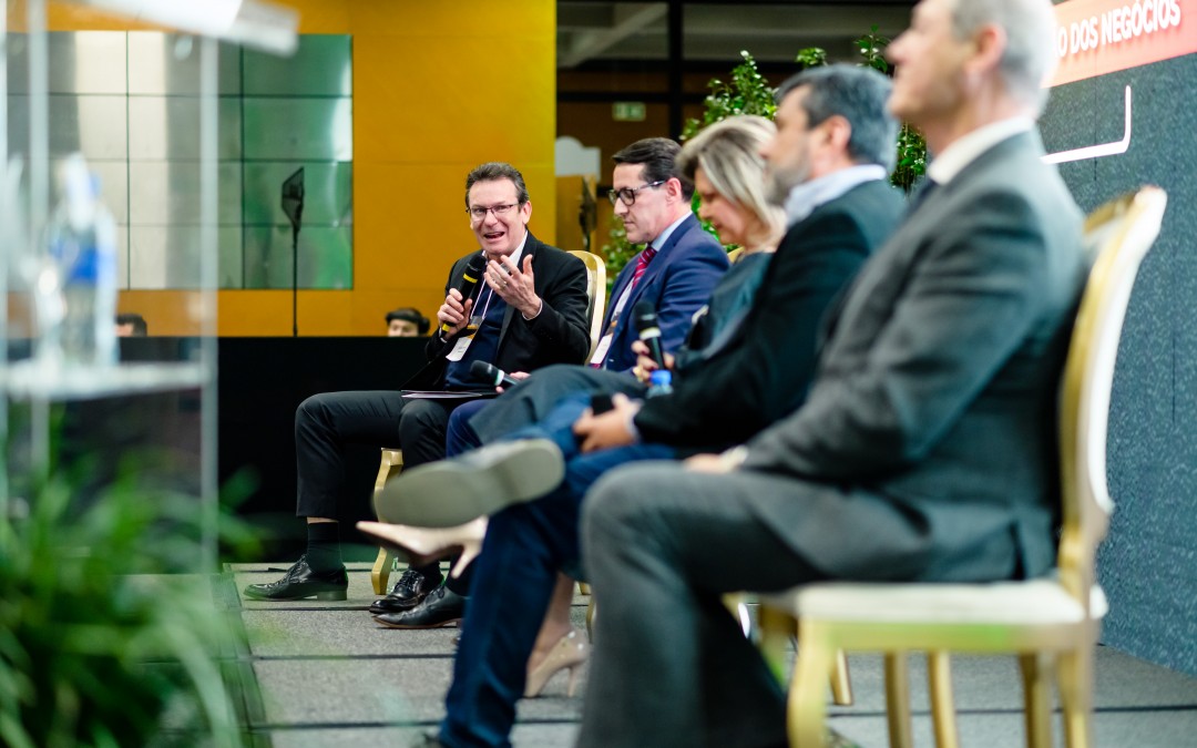 Economia em debate: Blumenau sedia evento direcionado a empresários para discutir perspectivas econômicas e ESG