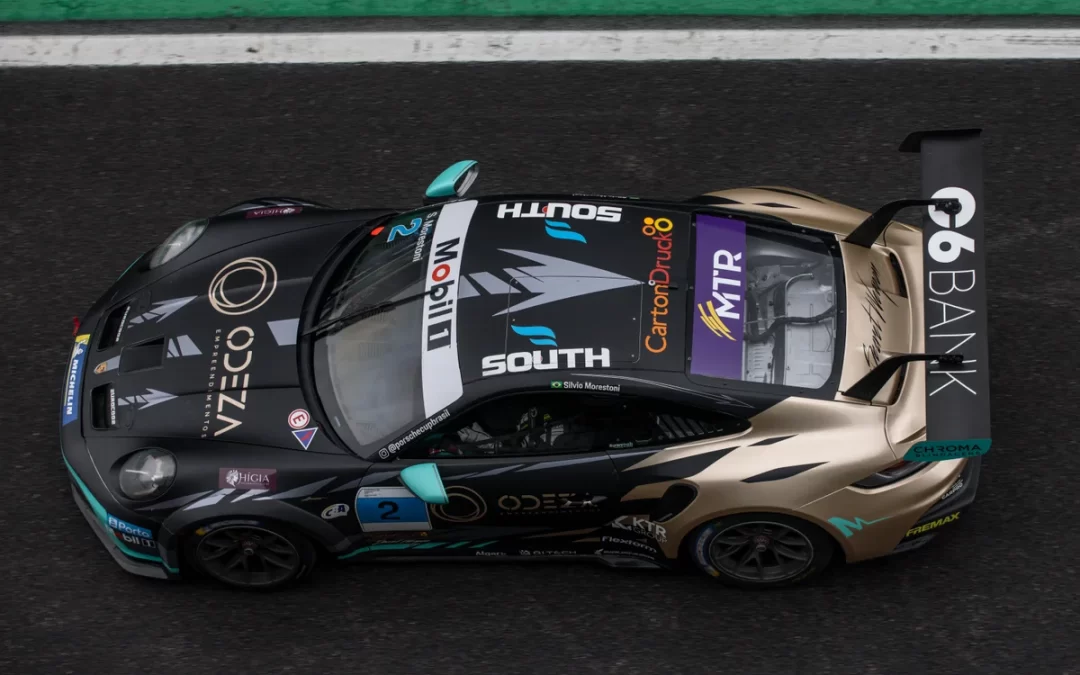 Conheça o piloto blumenauense que colocou a região no pódio da Porsche Cup Brasil