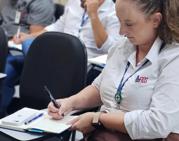 Conheça a empresa têxtil que decidiu formar seus próprios especialistas para crescer