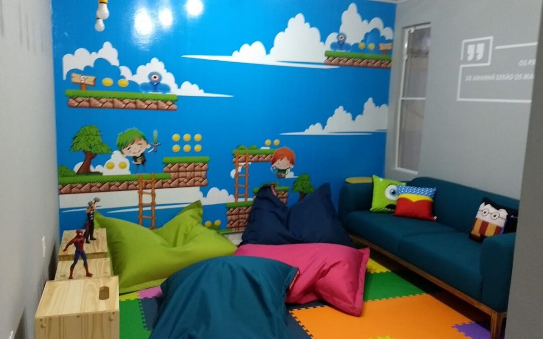 Happy Code: assessoria de imprensa amplia a visibilidade de escola de tecnologia em Blumenau